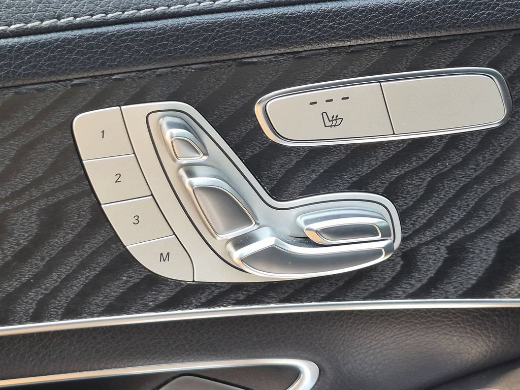 Used 2016 Mercedes-Benz C 300 4MATIC Sedan image 14