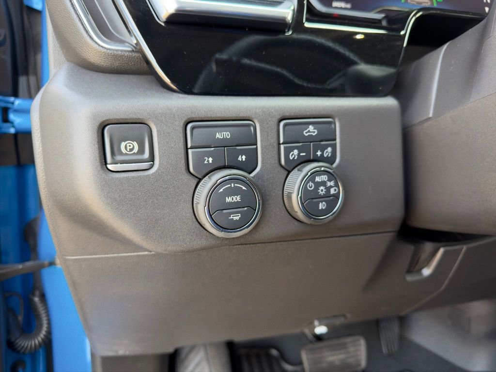 Used 2025 Chevrolet Silverado 1500 RST image 7