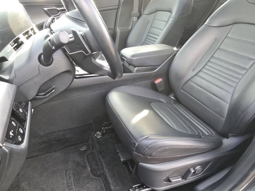 Used 2024 Kia Sportage SX Prestige image 23