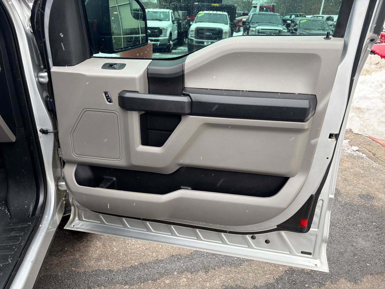 Used 2018 Ford F150 XL w/ Equipment Group 101A Mid image 40