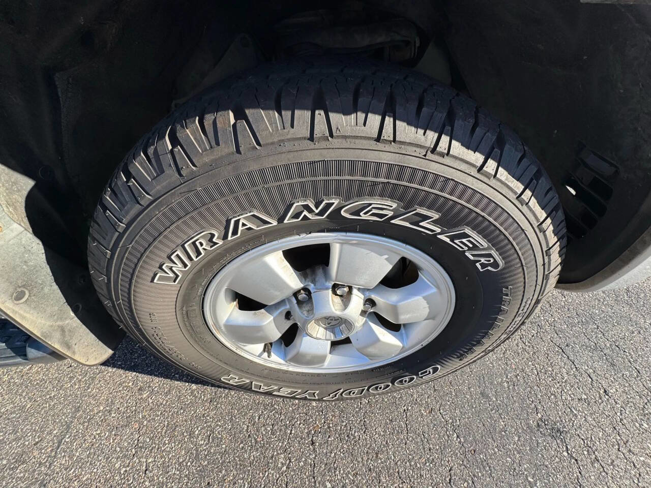 Used 2007 Toyota 4Runner Sport RWD image 34