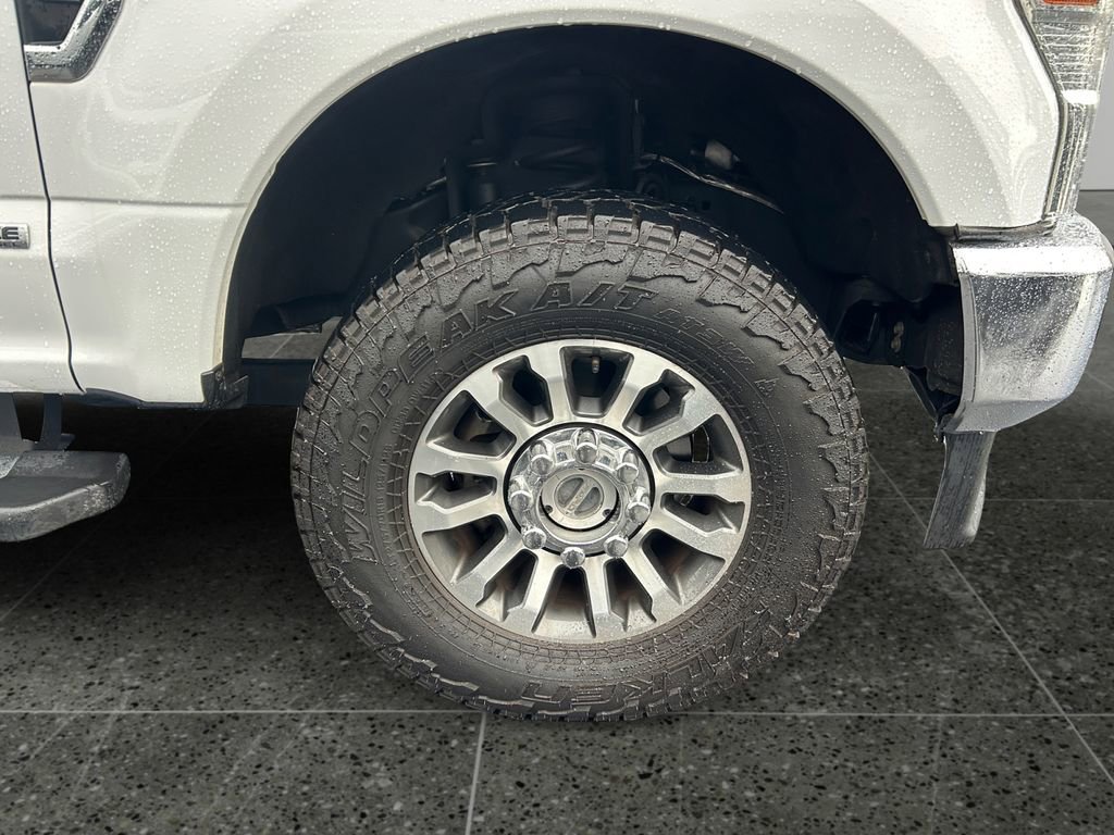 Used 2020 Ford F250 Lariat w/ Lariat Ultimate Package image 9