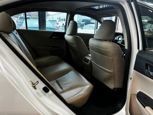 Used 2016 Honda Accord EX-L image 34