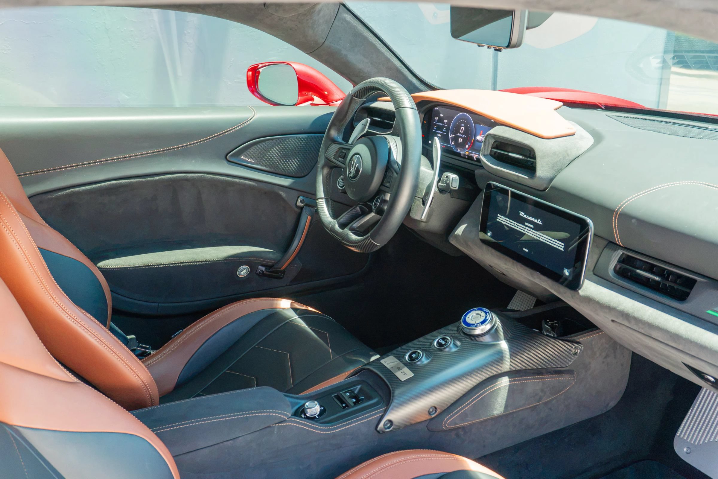 Used 2022 Maserati MC20 Coupe RWD image 16
