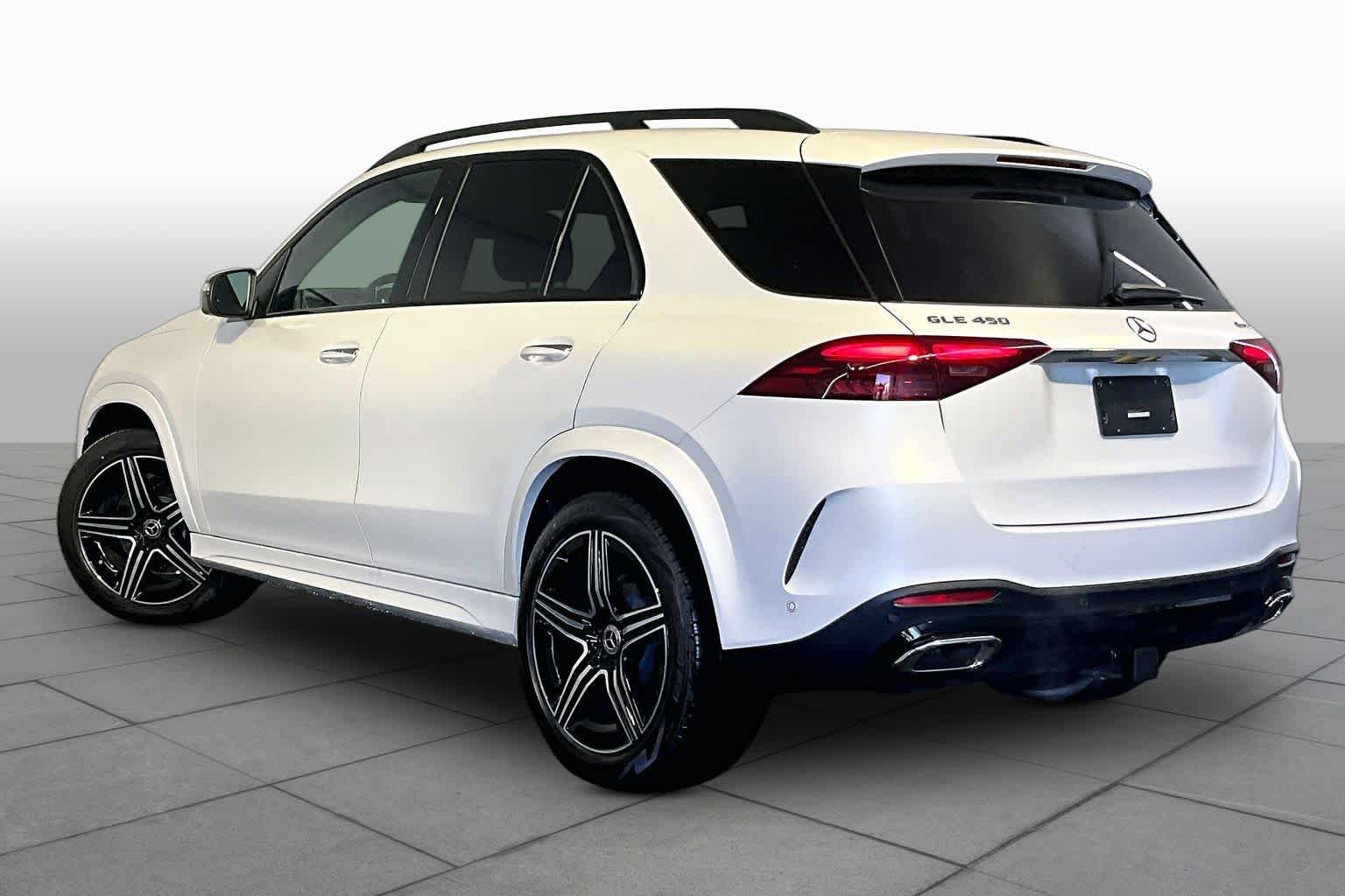 New 2026 Mercedes-Benz GLE 450 4MATIC image 3