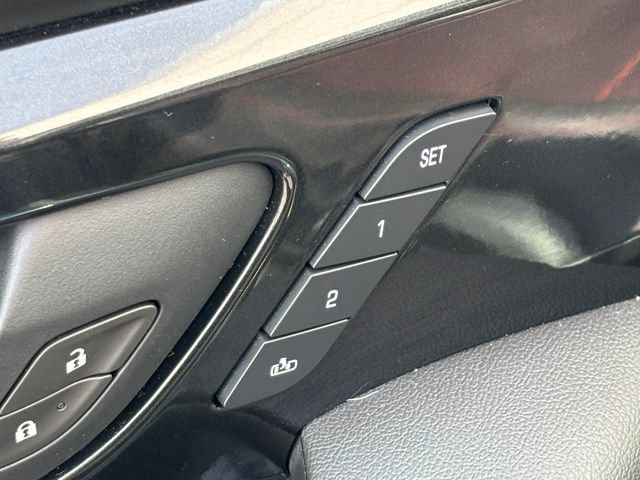 Used 2021 Chevrolet Blazer RS w/ Enhanced Convenience Package AWD/4WD image 5