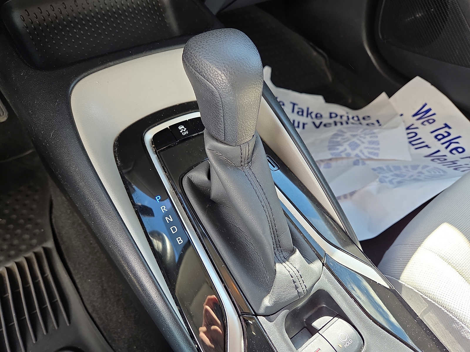 Used 2020 Toyota Corolla LE image 15