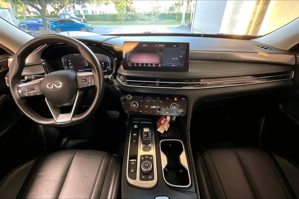 Used 2024 INFINITI QX60 Luxe AWD/4WD image 6