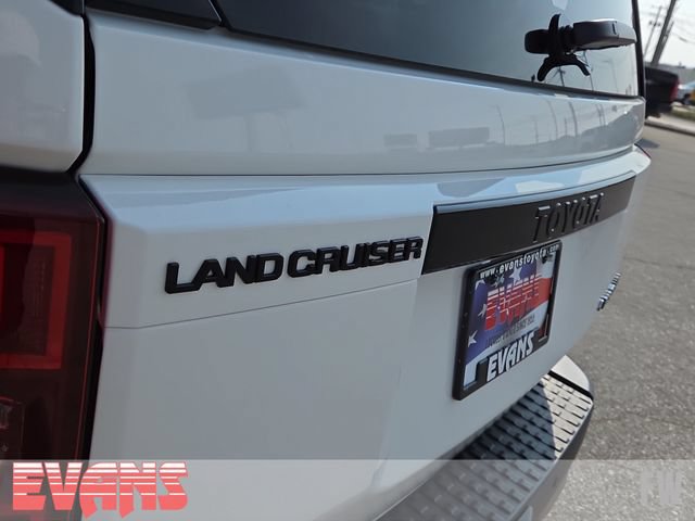 New 2027 Toyota Land Cruiser w/ Premium Package AWD/4WD image 4
