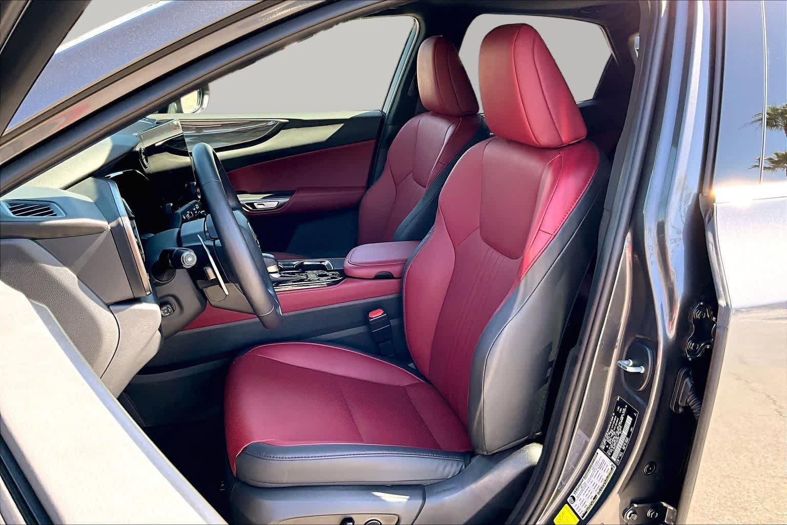 Used 2026 Lexus NX 350h AWD w/ Accessory Package (2T) image 7