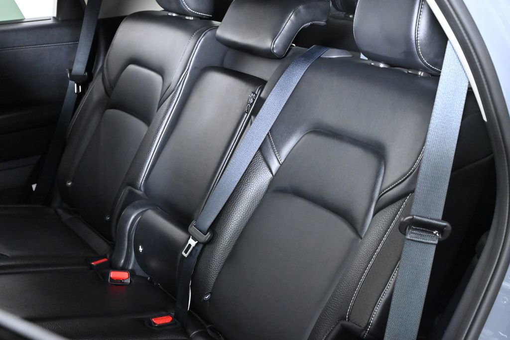 Certified 2024 Nissan Pathfinder SL image 24