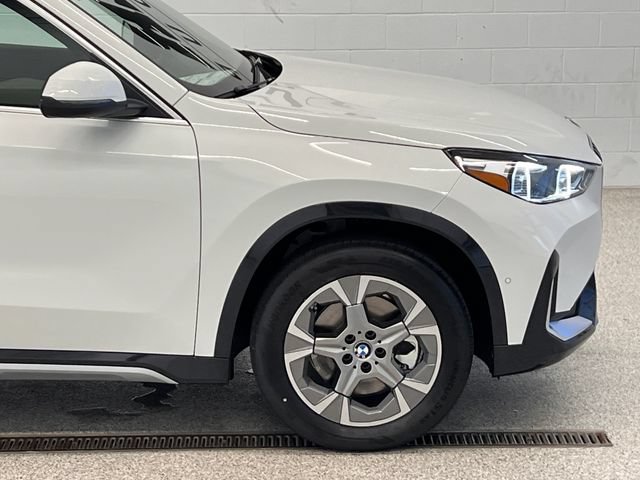 New 2026 BMW X1 xDrive28i w/ Convenience Package AWD/4WD image 9