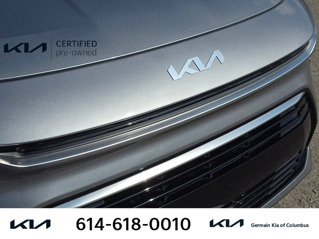 Certified 2023 Kia Niro EX Touring FWD image 13