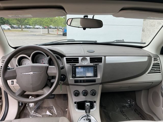 Used 2008 Chrysler Sebring Touring FWD video 2