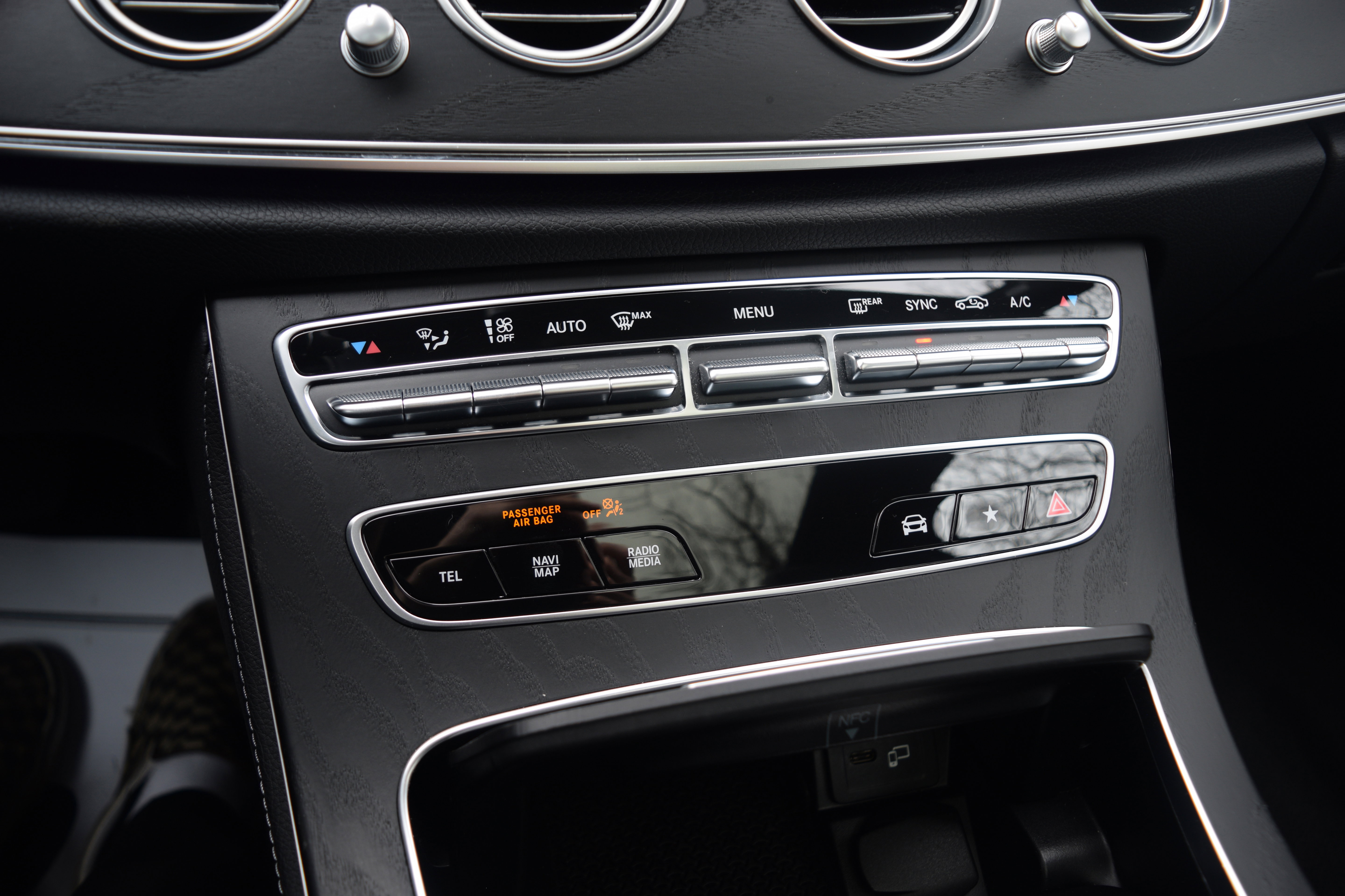 Used 2022 Mercedes-Benz E 350 4MATIC Sedan image 11