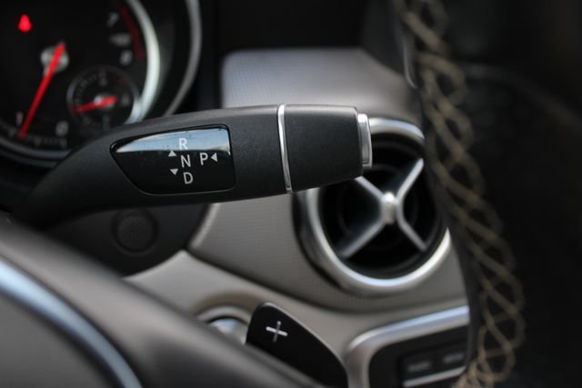 Certified 2018 Mercedes-Benz GLA 250 4MATIC image 10