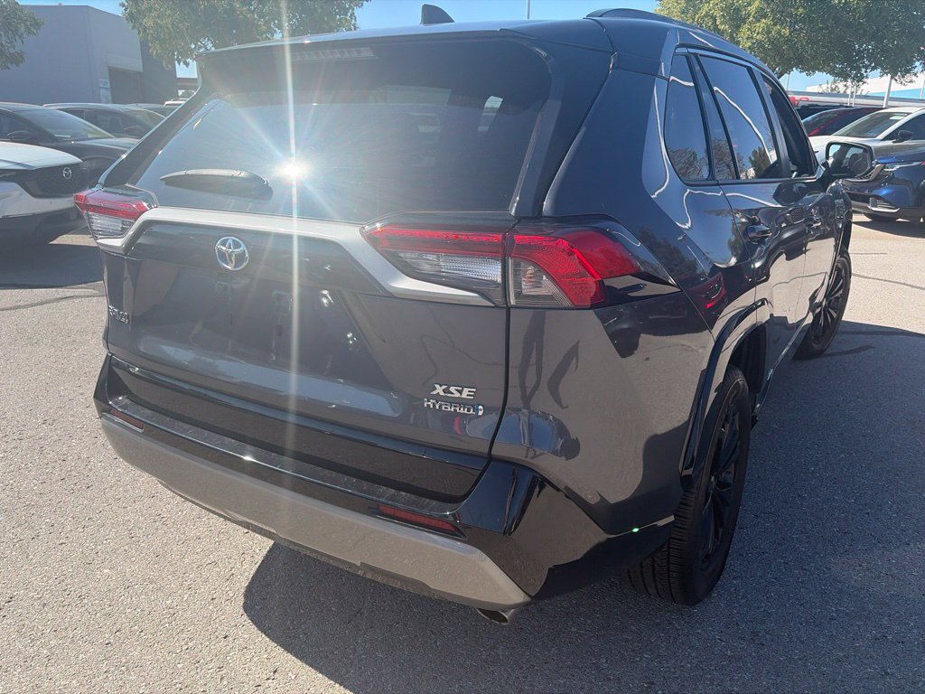Used 2023 Toyota RAV4 XSE AWD/4WD image 8