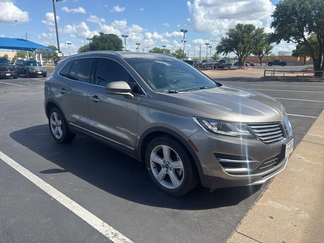 Used 2016 Lincoln MKC Premiere image 1