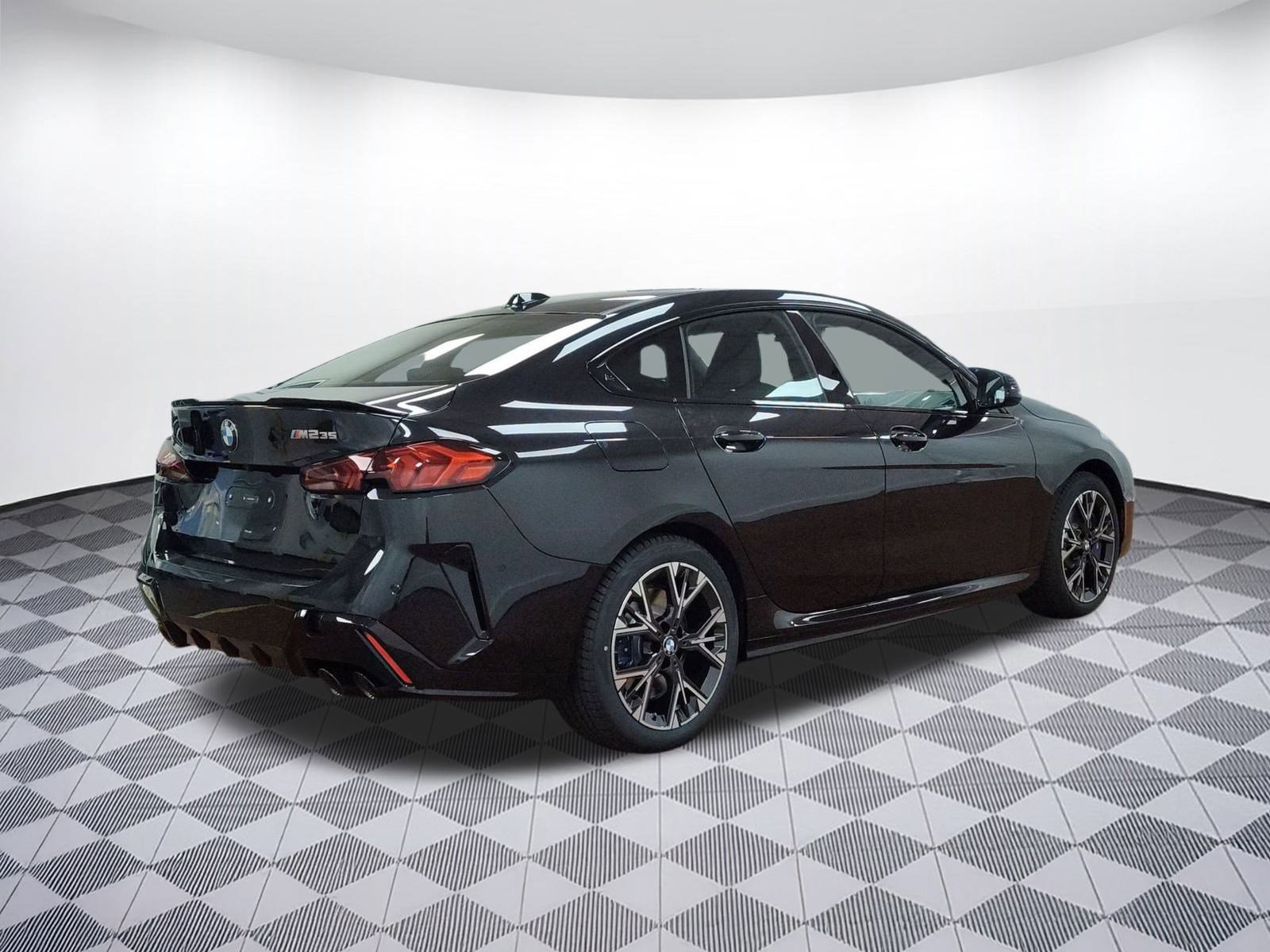 New 2026 BMW M235i xDrive w/ Technology Package image 8