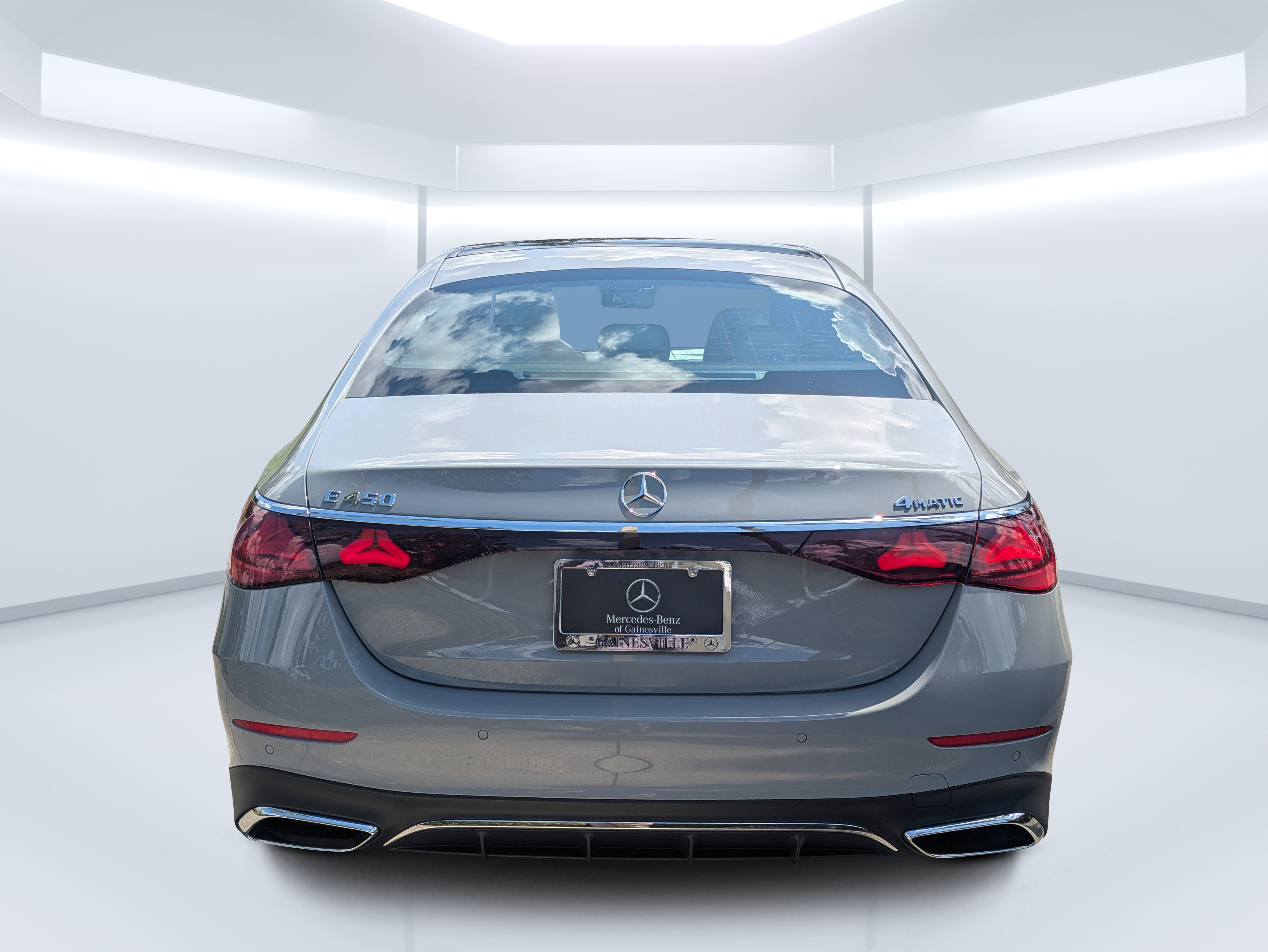 New 2027 Mercedes-Benz E 450 4MATIC Sedan image 4