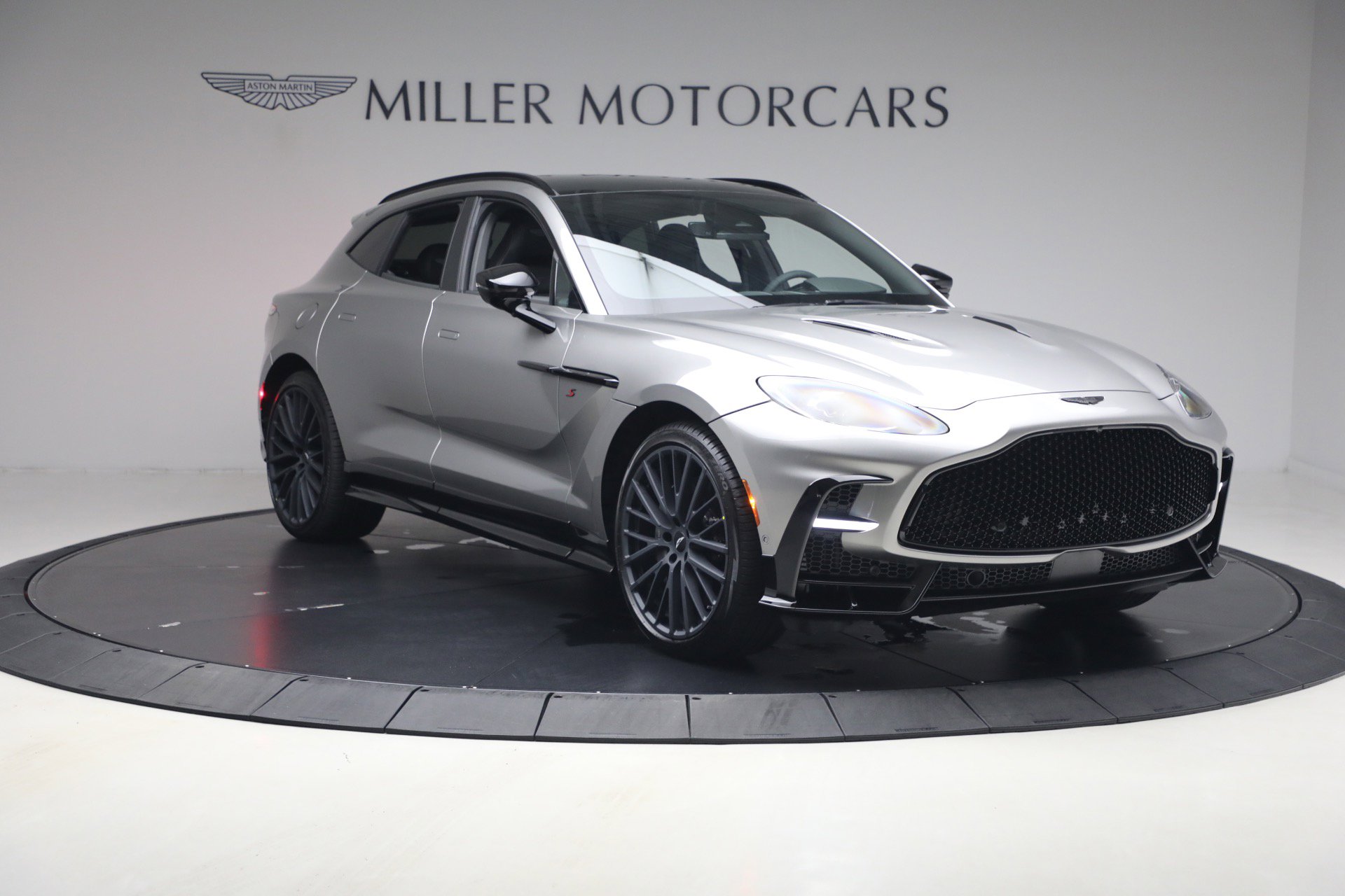 New 2026 Aston Martin DBX S AWD/4WD image 11
