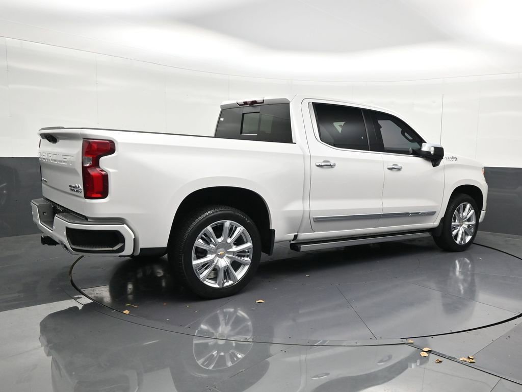 Used 2023 Chevrolet Silverado 1500 High Country w/ High Country Premium Package image 5
