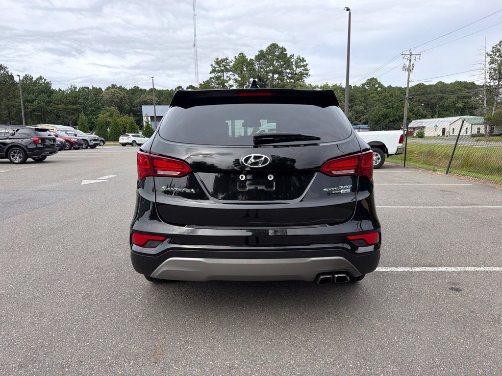 Used 2018 Hyundai Santa Fe Sport w/ 2.0T Ultimate Tech Package 05 AWD/4WD image 6