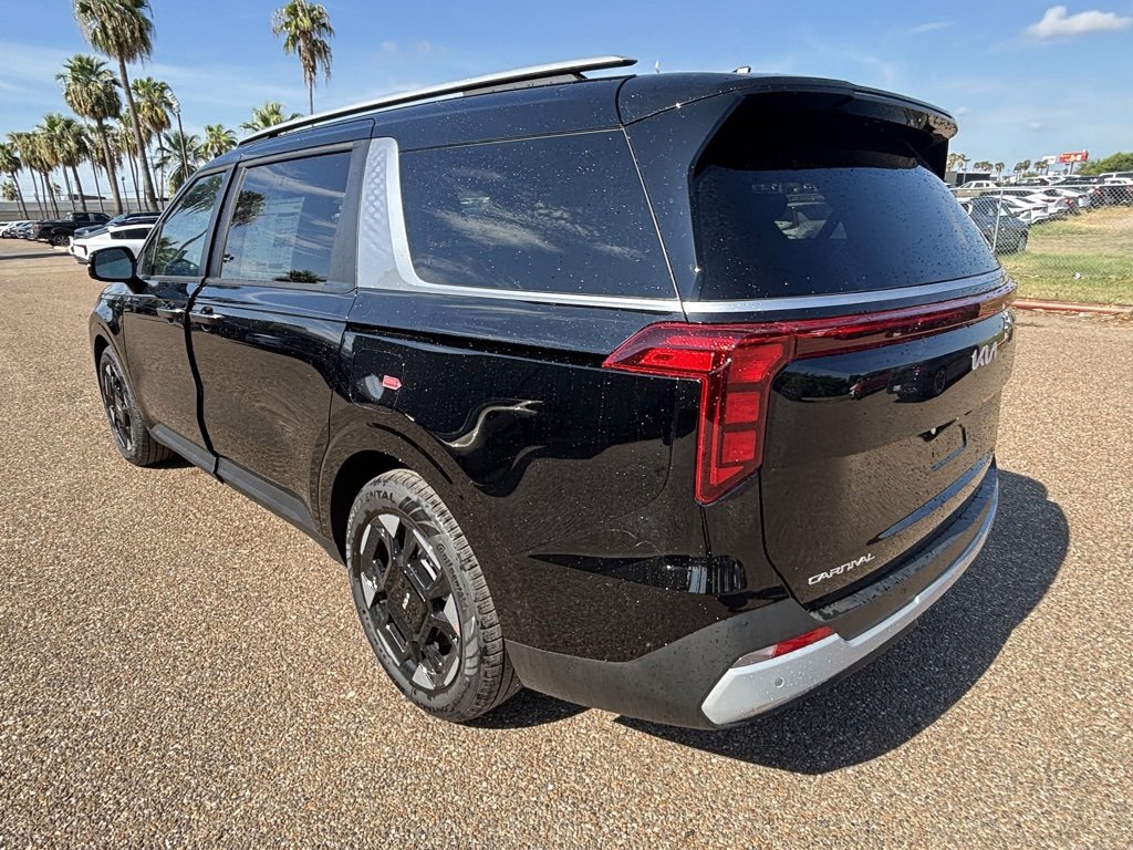 New 2026 Kia Carnival EX image 5