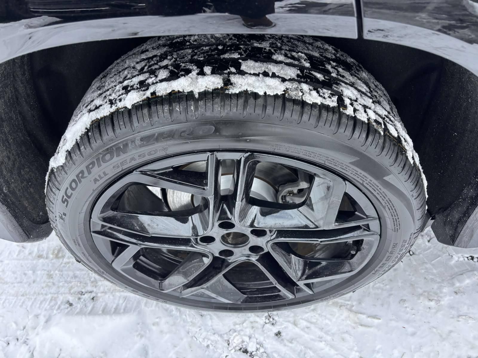 New 2026 Volkswagen Tiguan SE R-Line AWD/4WD image 10