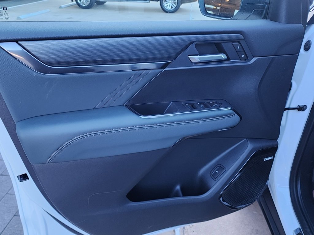 New 2026 GMC Acadia AT4 w/ Luxury Package image 13