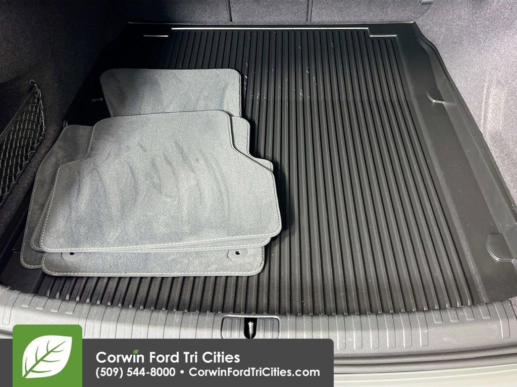 Used 2023 Audi A6 Premium Plus w/ Premium Plus Package image 14