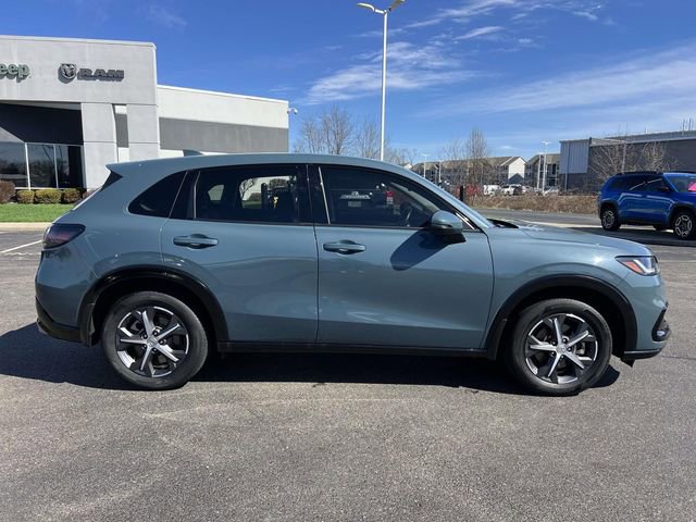 Used 2025 Honda HR-V EX-L image 10