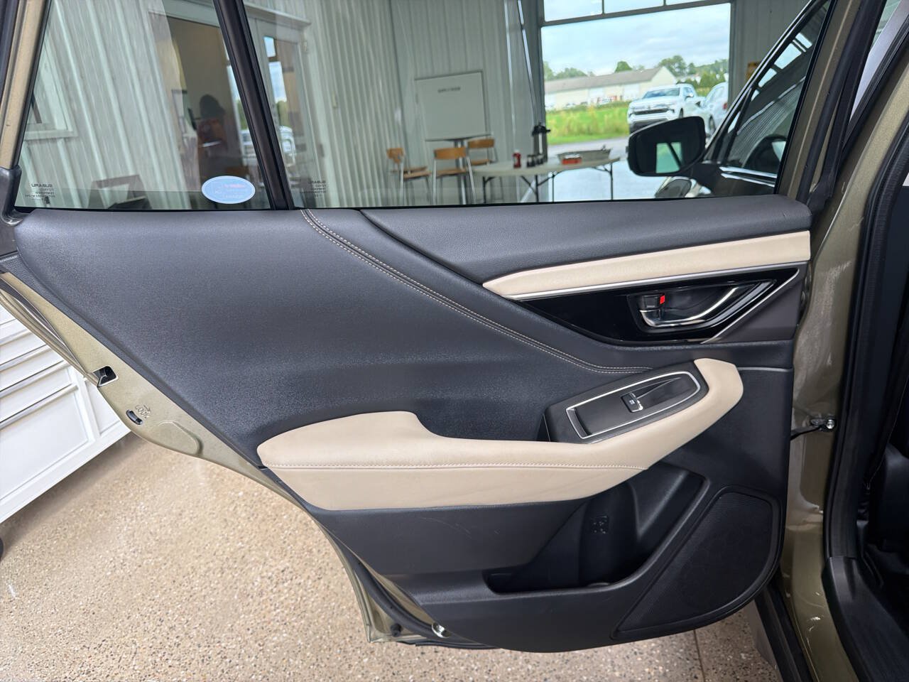 Used 2022 Subaru Outback Limited AWD/4WD image 21