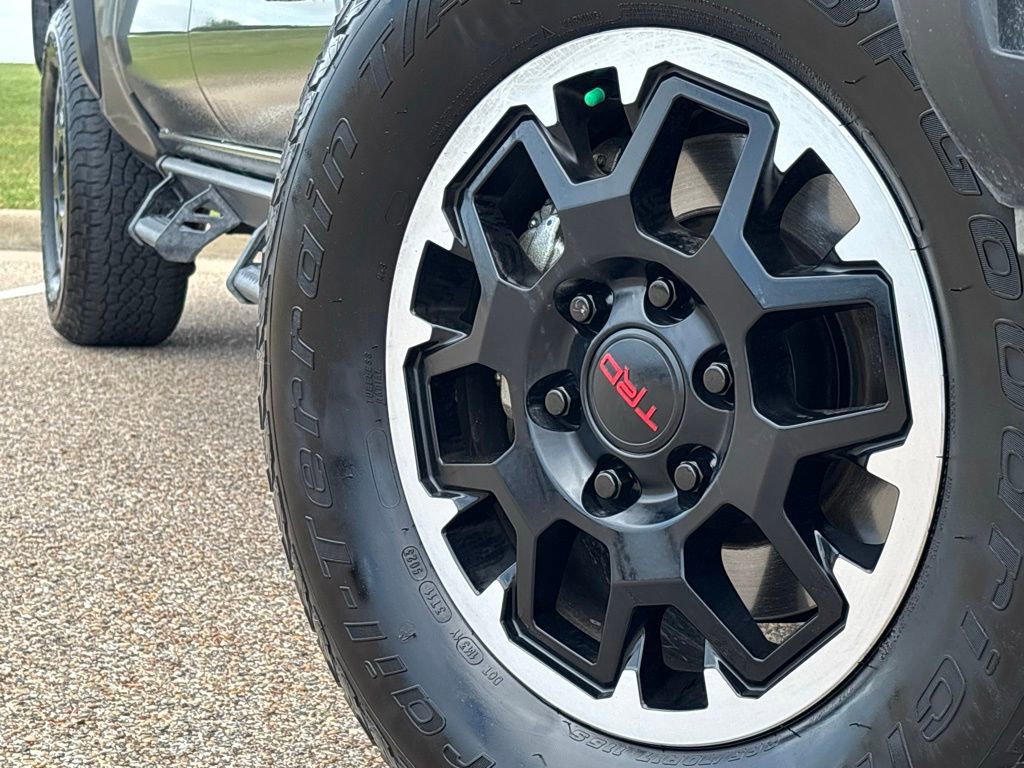 Used 2024 Toyota Tacoma TRD Off-Road AWD/4WD image 2