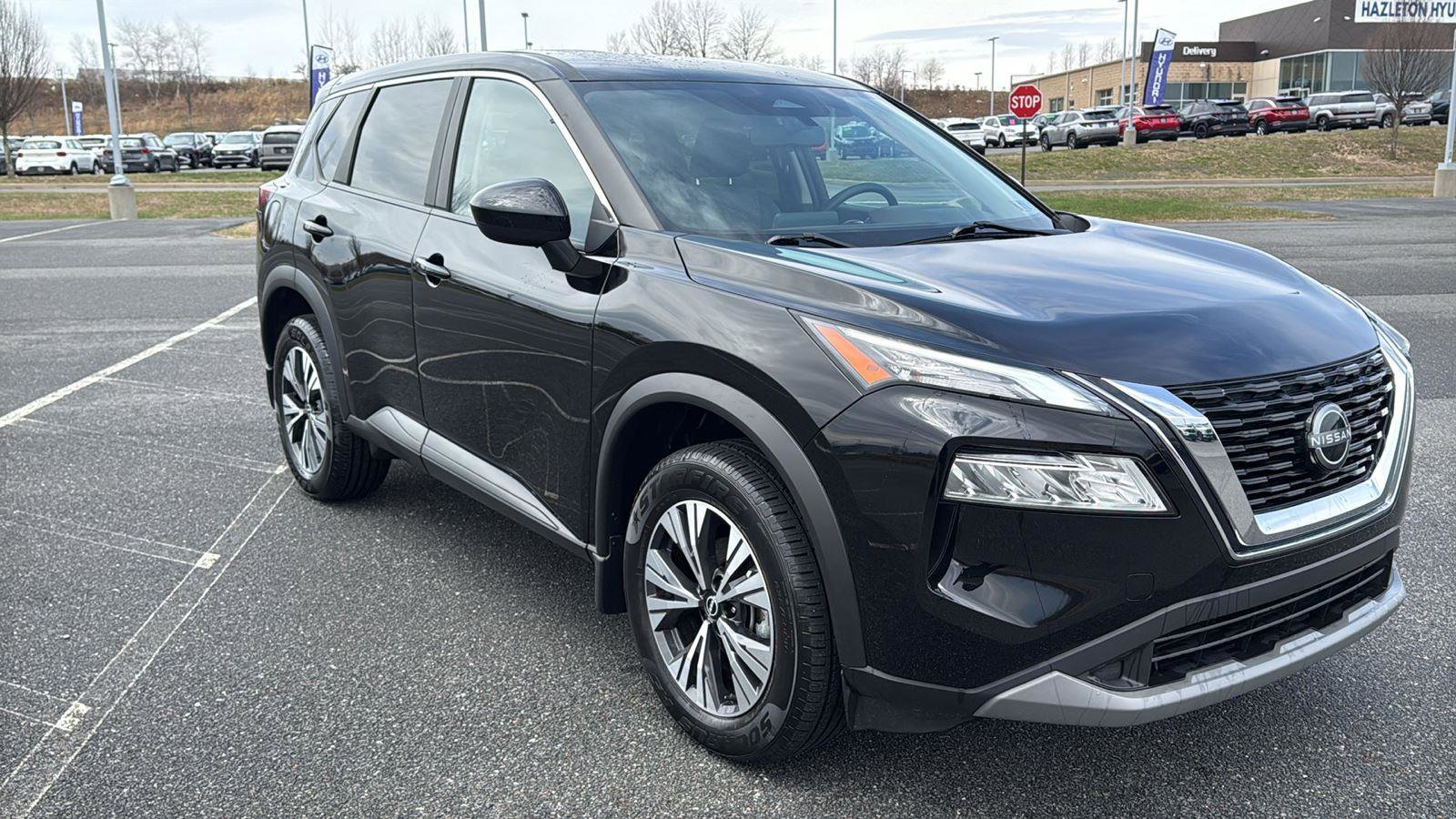 Used 2023 Nissan Rogue SV