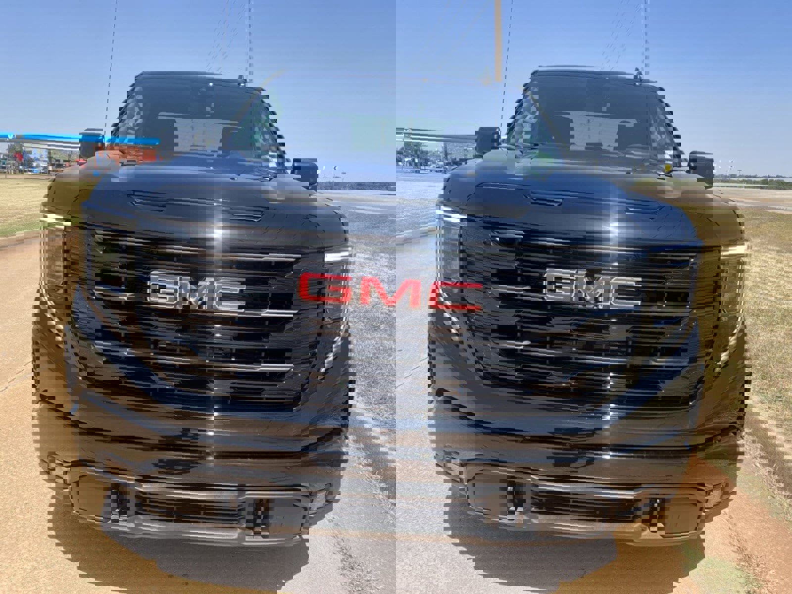Used 2024 GMC Sierra 1500 Elevation image 8
