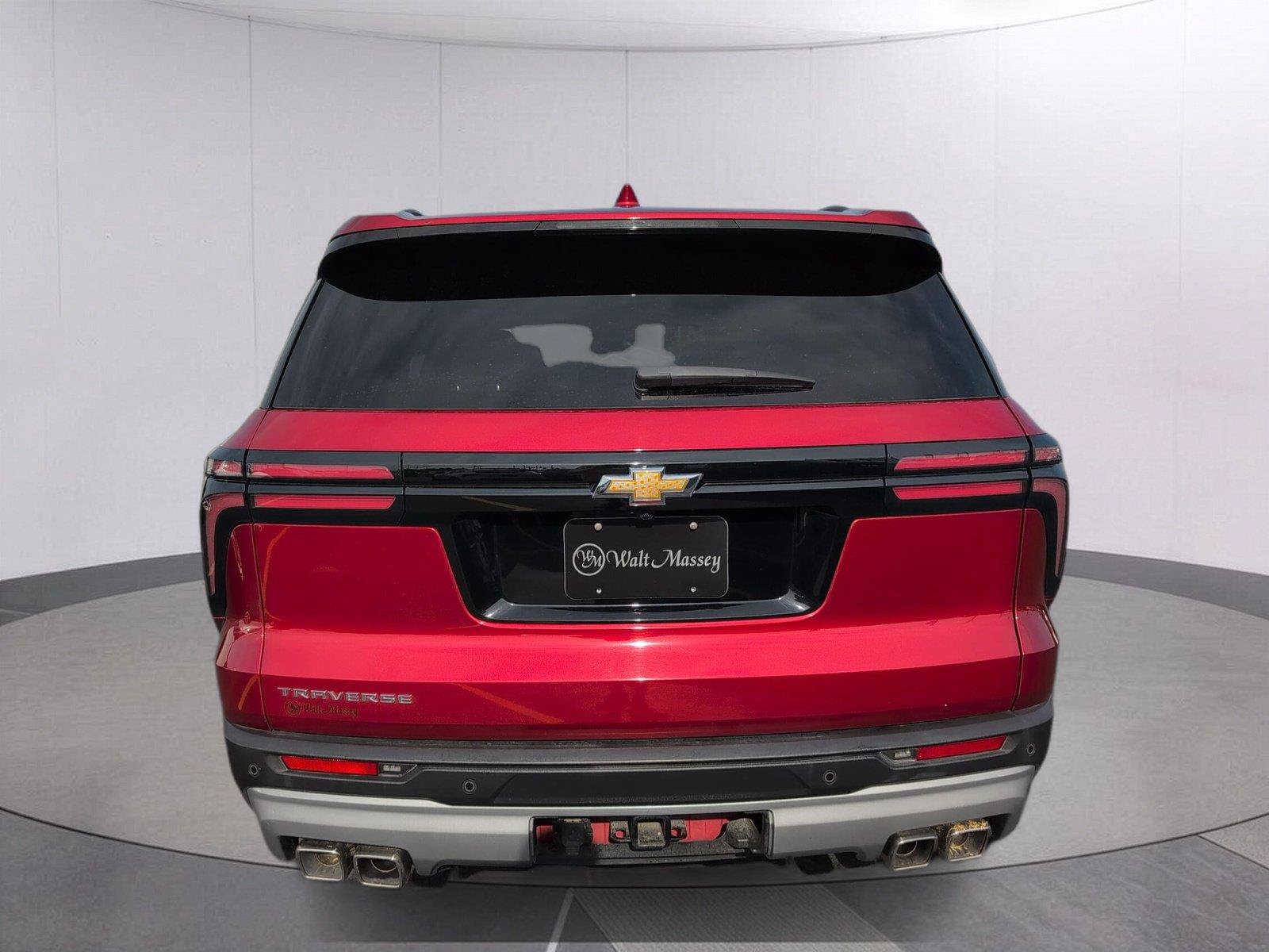 Certified 2025 Chevrolet Traverse LT FWD image 6
