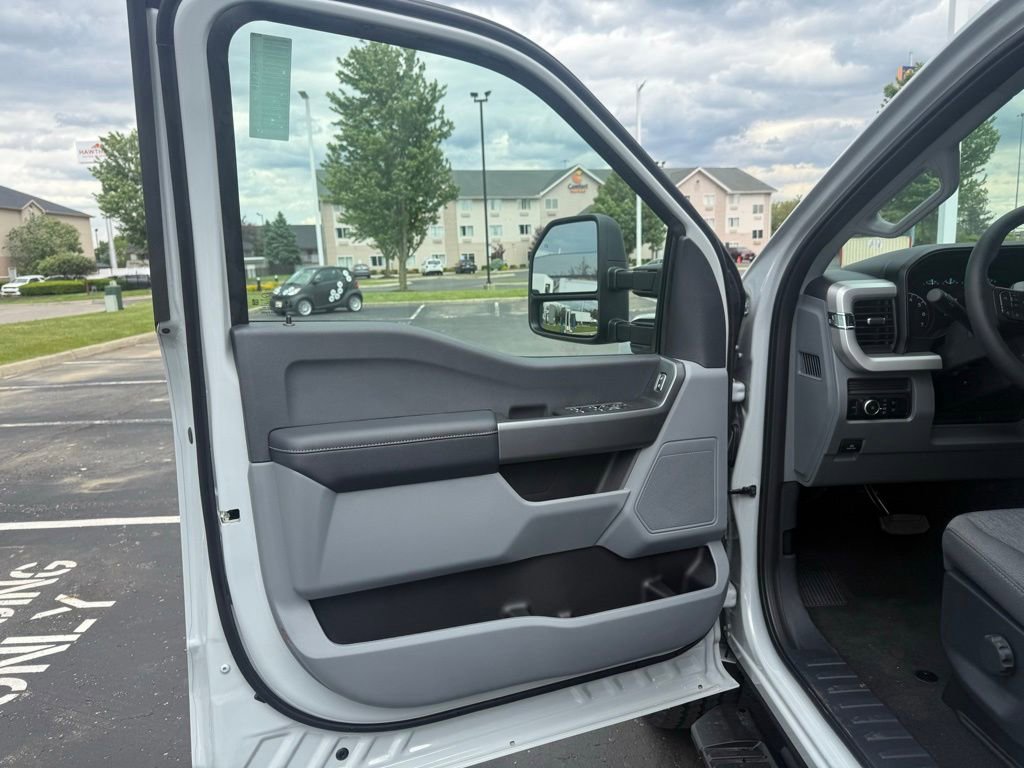 New 2026 Ford F250 XL w/ STX Appearance Package AWD/4WD image 12