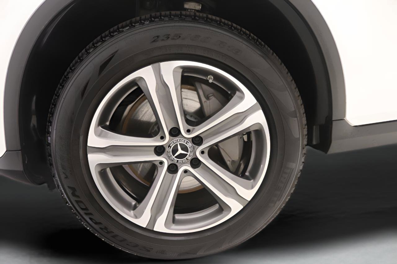 Used 2022 Mercedes-Benz GLC 300 image 26