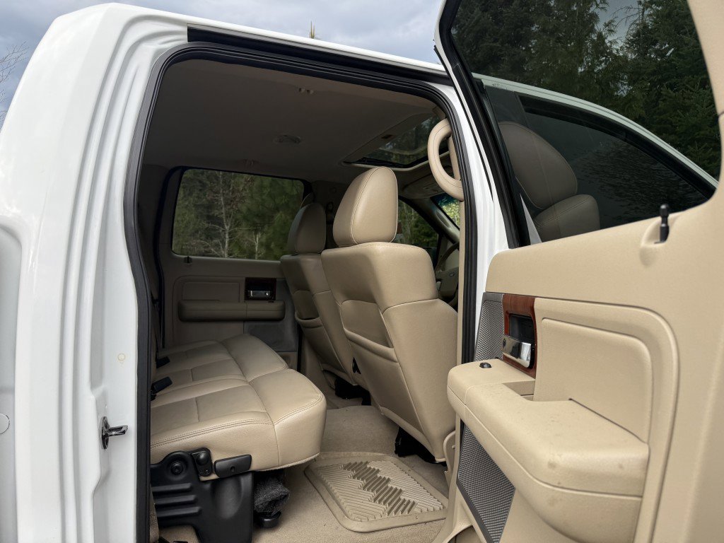 Used 2006 Ford F150 XLT AWD/4WD image 18