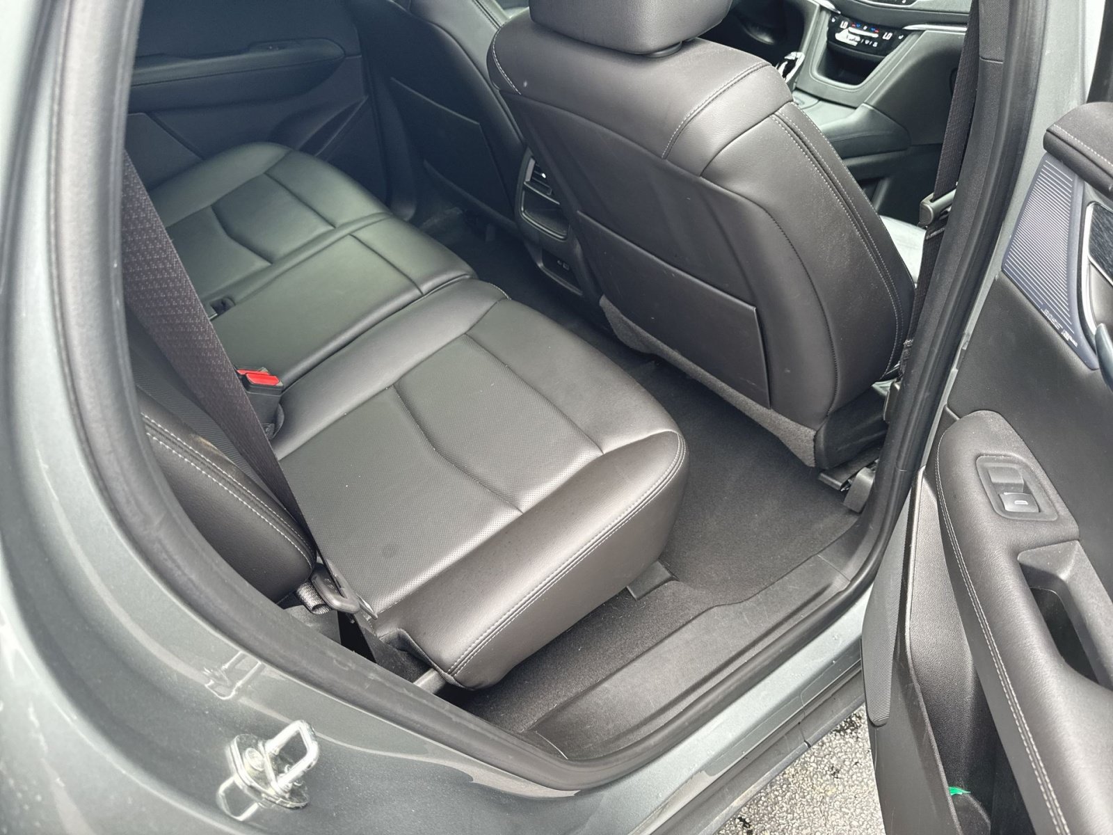 Used 2023 Cadillac XT5 Premium Luxury FWD image 32