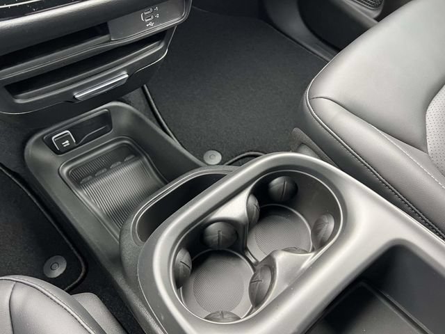 New 2026 Chrysler Voyager LX FWD image 22
