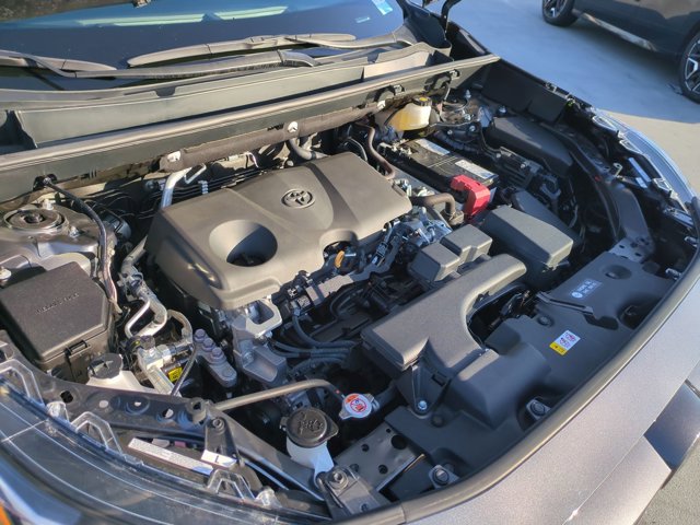 Used 2025 Toyota RAV4 XLE w/ Convenience Package FWD image 23