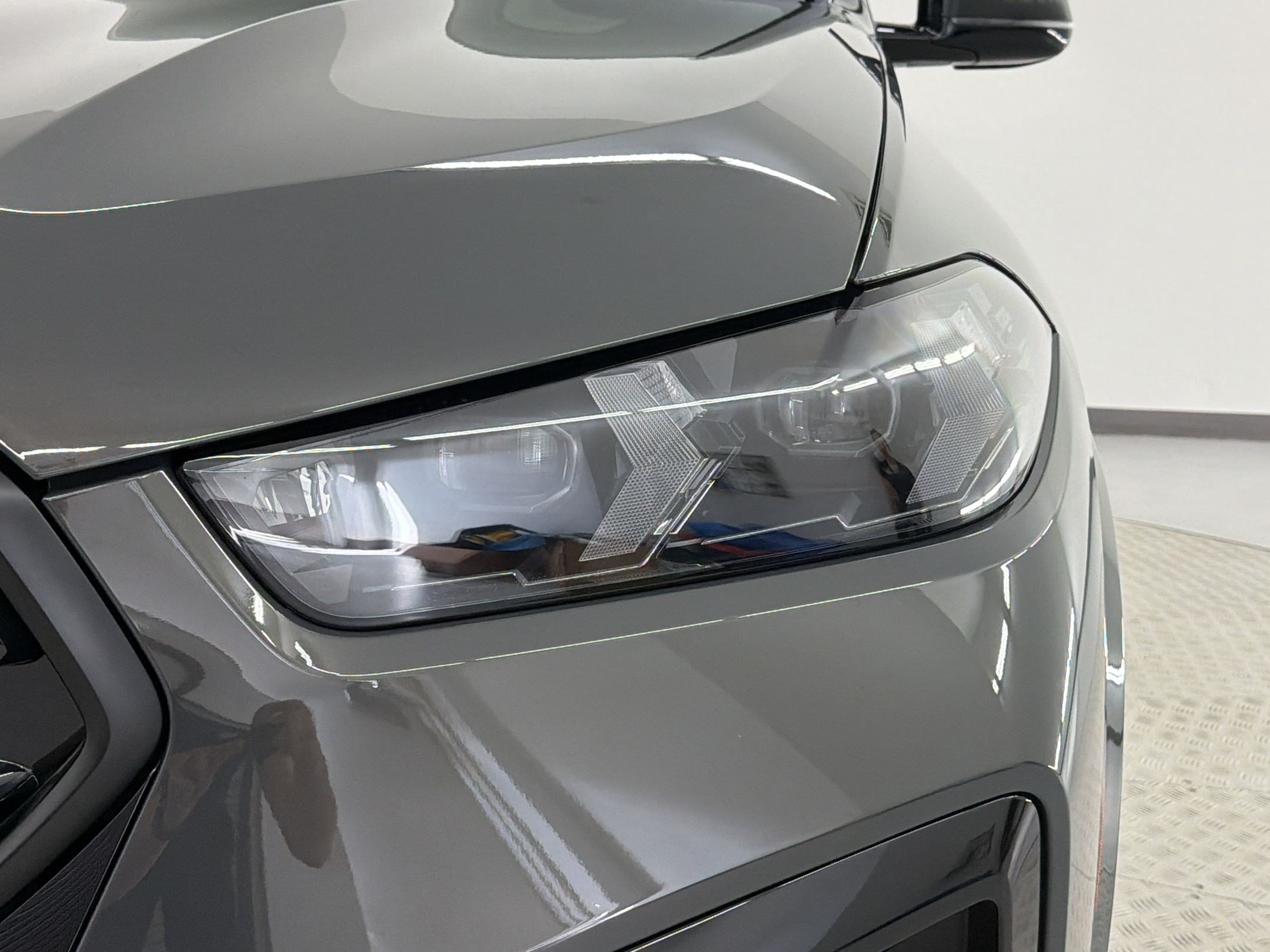 New 2026 BMW X5 M Competition w/ Executive Package AWD/4WD image 12