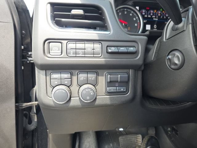 Used 2021 Chevrolet Tahoe Premier w/ Premium Package AWD/4WD image 3