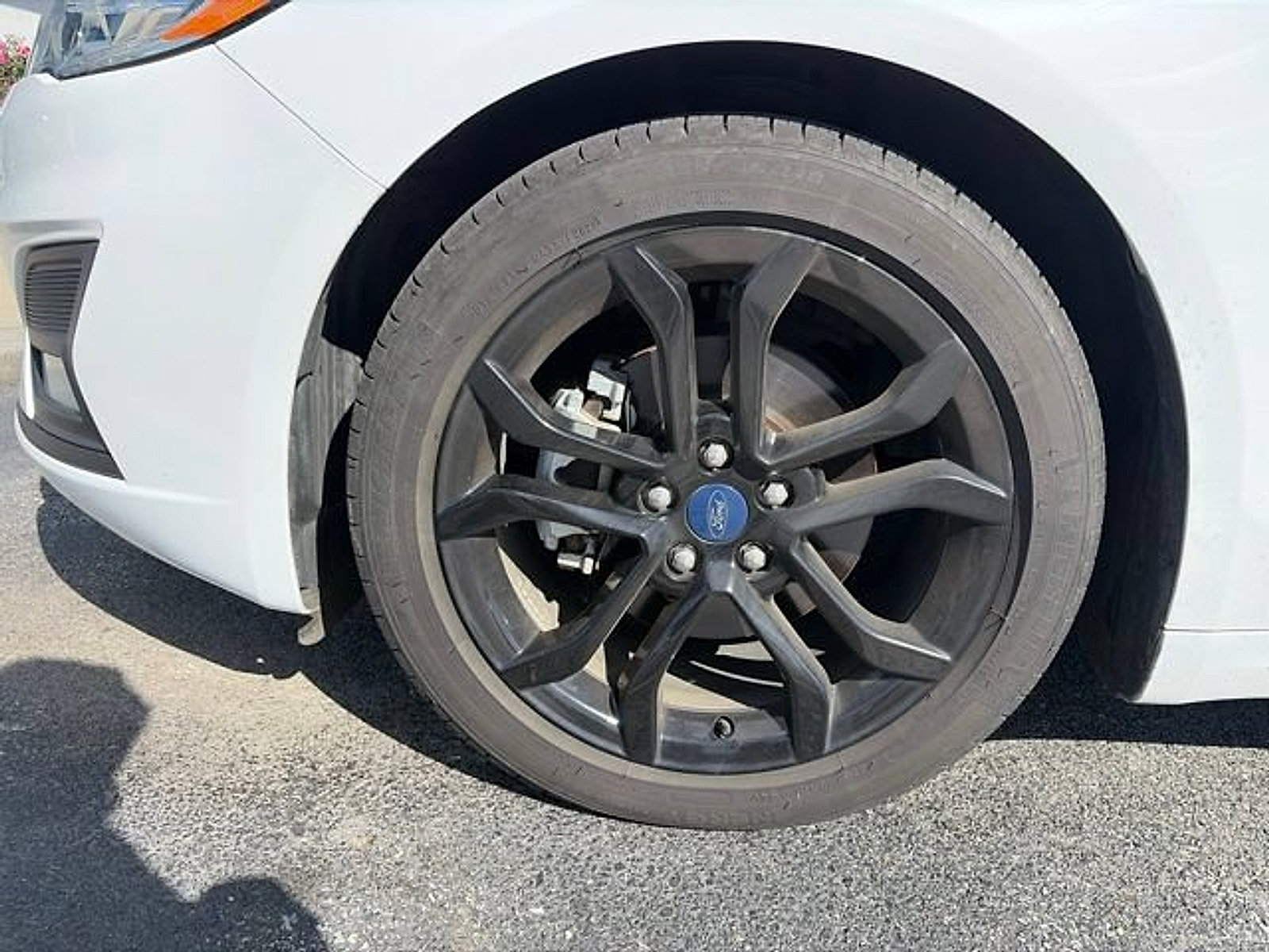 Used 2020 Ford Fusion SE w/ Equipment Group 151A FWD image 18