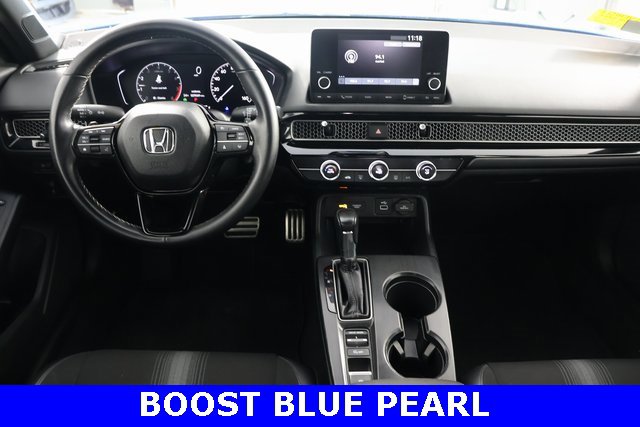 Used 2023 Honda Civic Sport image 2
