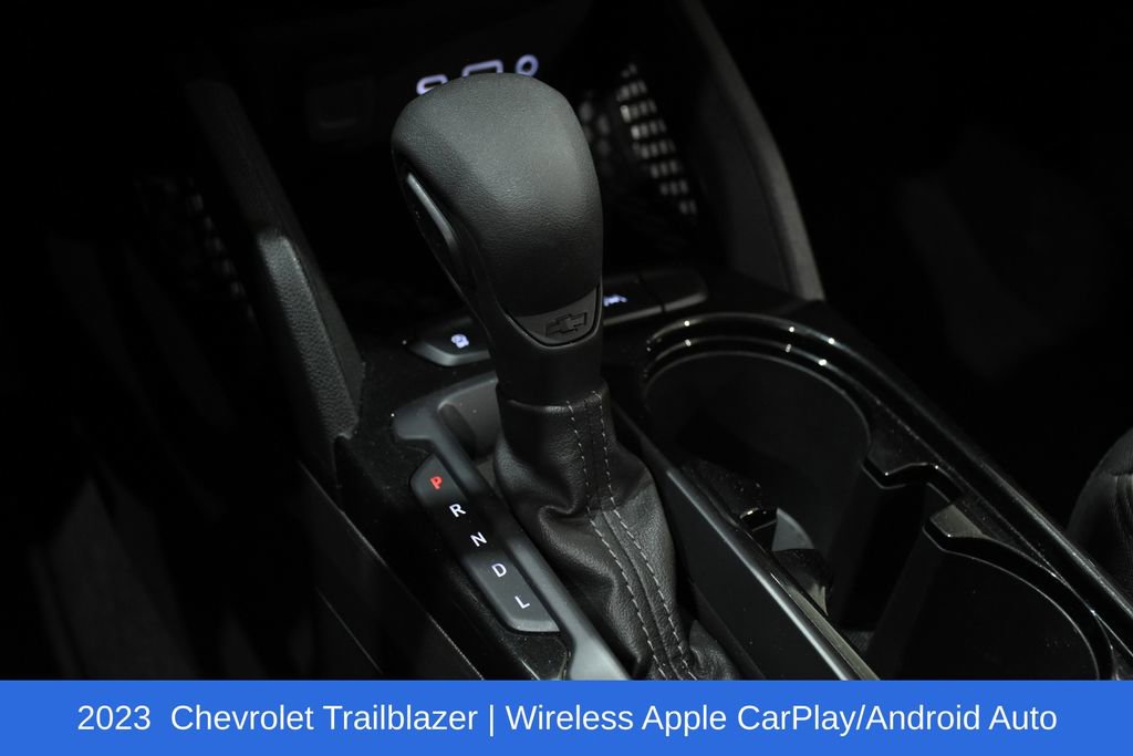 Used 2023 Chevrolet TrailBlazer LT FWD image 24