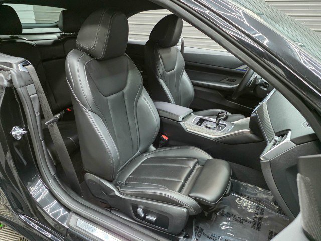 Used 2023 BMW M440i Convertible w/ Premium Package RWD image 17