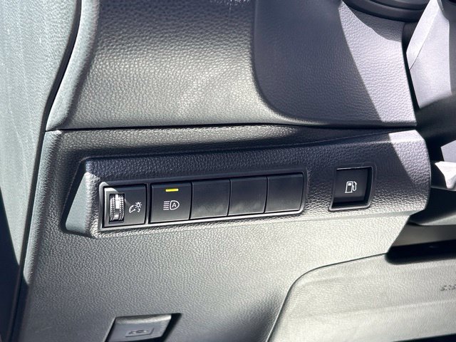 Certified 2025 Toyota Corolla LE AWD/4WD image 20